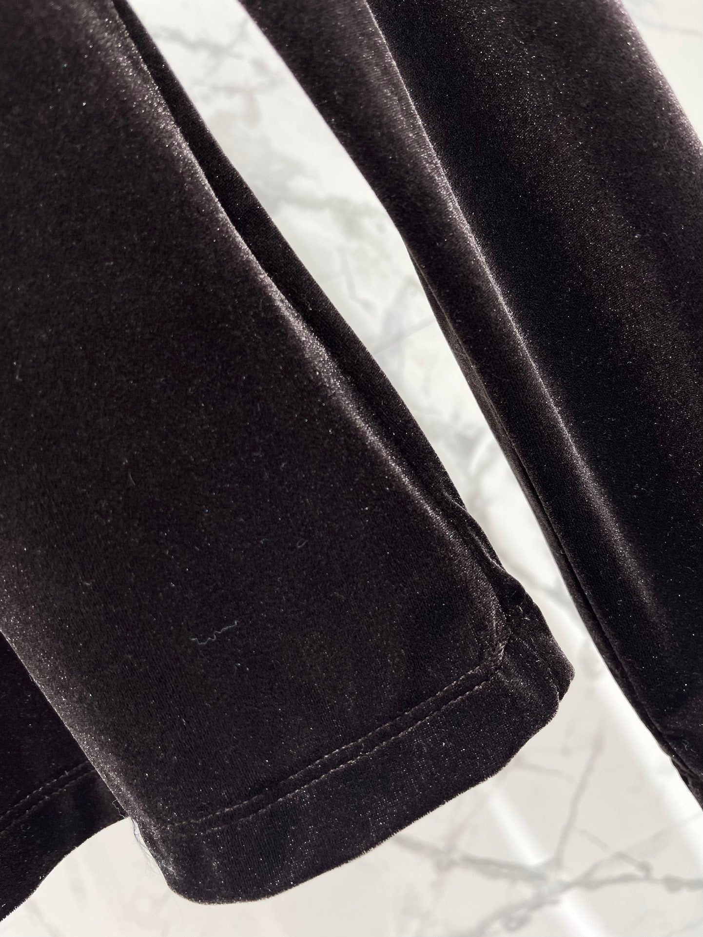 YSL 25S LONG-SLEEVE T-SHIRT STYLE 18